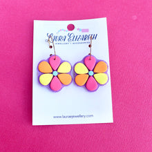Retro Daisy - Hoop earrings