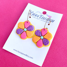 Retro Daisy - Hoop earrings